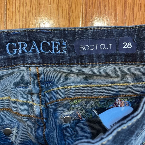 GRACE Boot Cut Jeans Womens Size 28 Embroidered Blue Denim Fringed Hem Y2K style - Picture 4 of 15